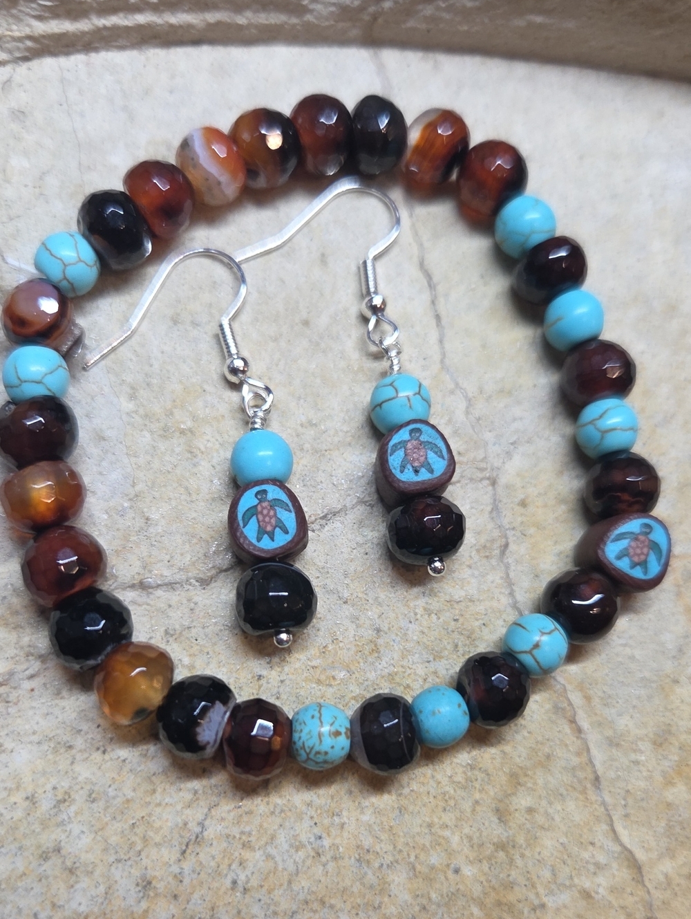 Brown banded agate and Hawlite turtle bracelet and earrings set
